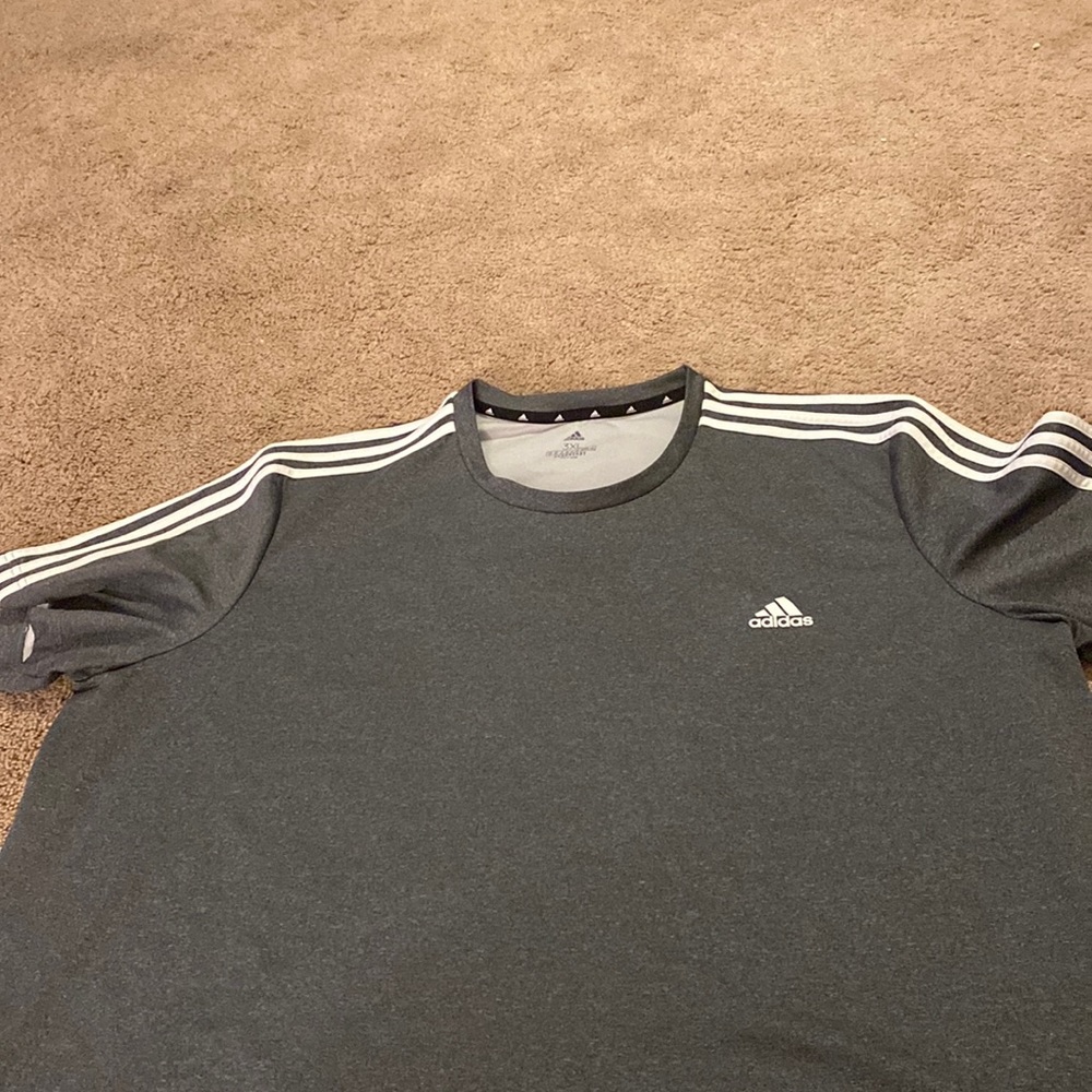 Men’s adidas shirt